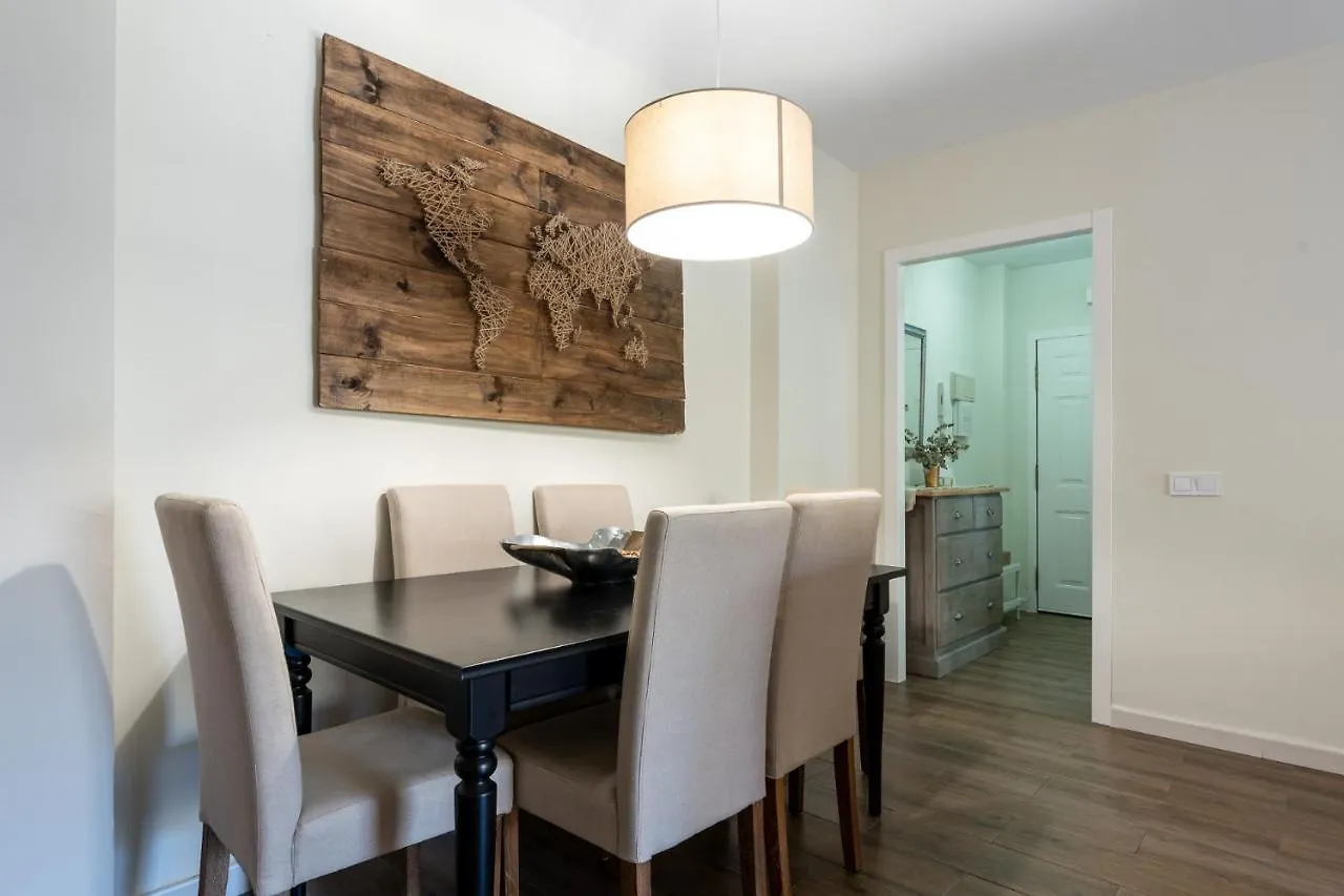 Seaside Bliss 2Br Apartment With Tranquil Terrace Pool And Parking Fuengirola