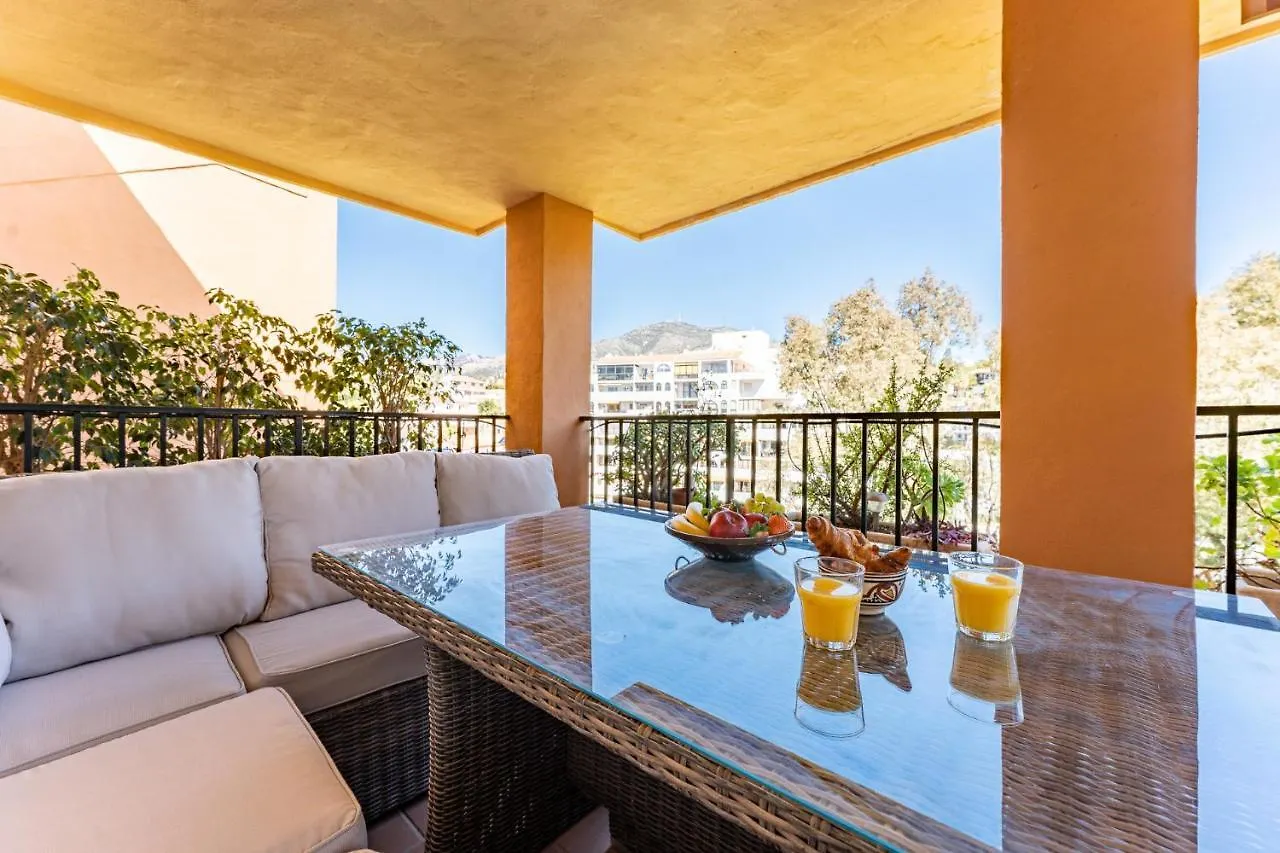 Seaside Bliss 2Br Apartment With Tranquil Terrace Pool And Parking Fuengirola 0*,