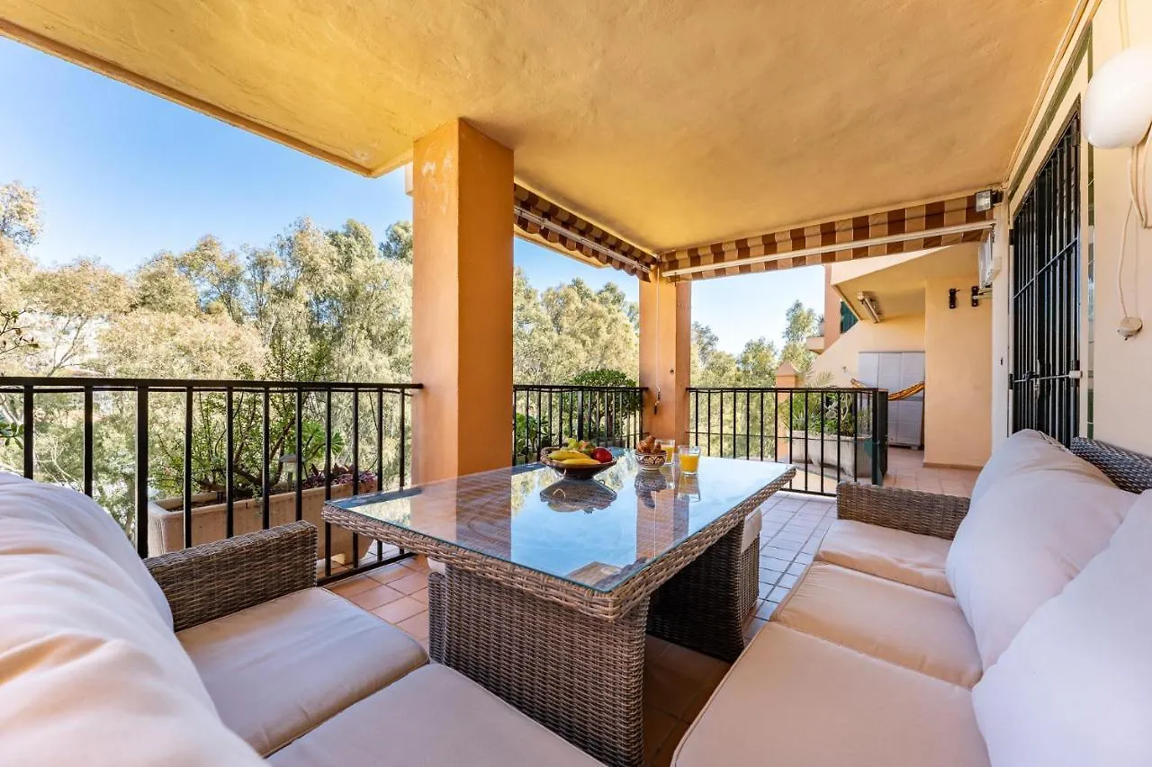 Seaside Bliss 2Br Apartment With Tranquil Terrace Pool And Parking Fuengirola