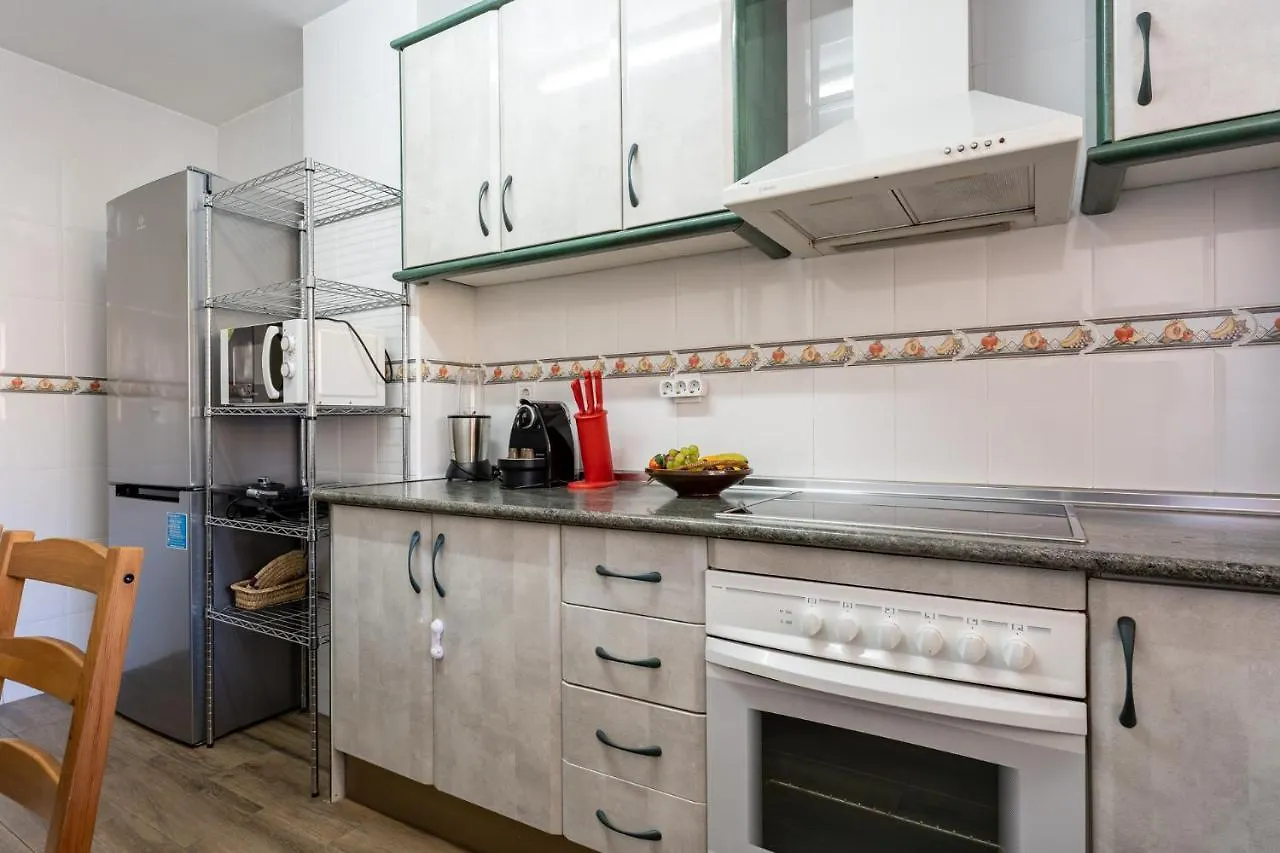 Seaside Bliss 2Br Apartment With Tranquil Terrace Pool And Parking Fuengirola