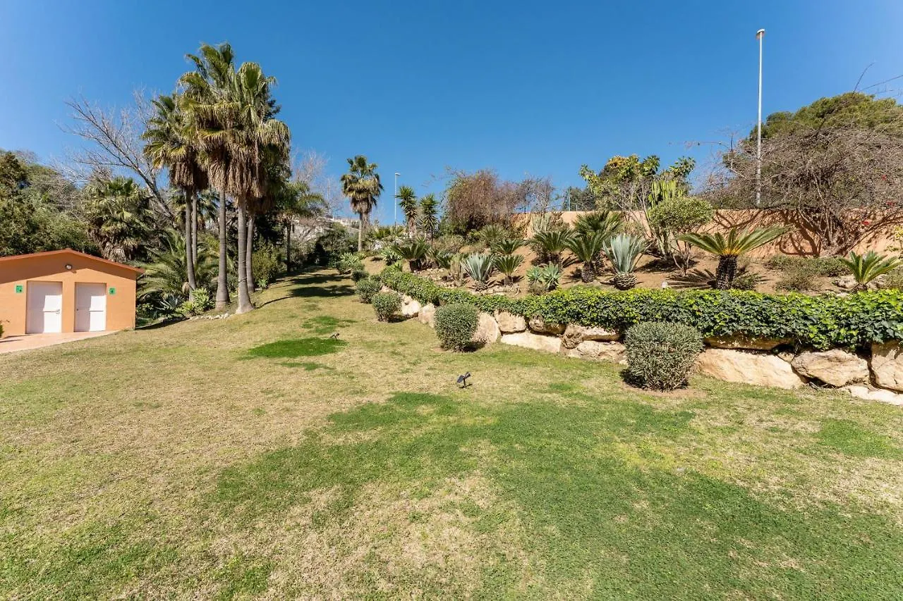Seaside Bliss 2Br Apartment With Tranquil Terrace Pool And Parking Fuengirola